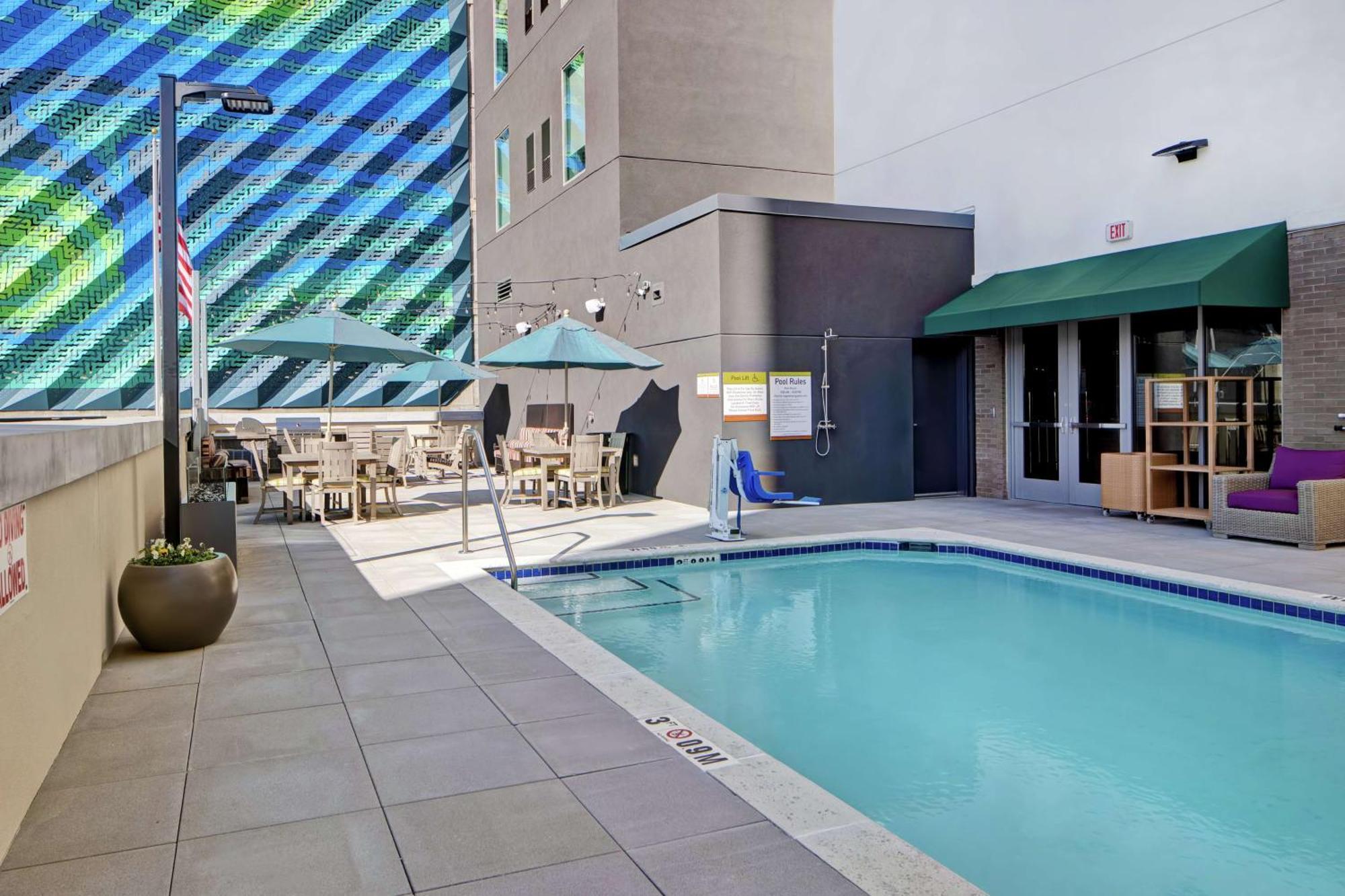Home2 Suites By Hilton Charlotte Uptown Zewnętrze zdjęcie